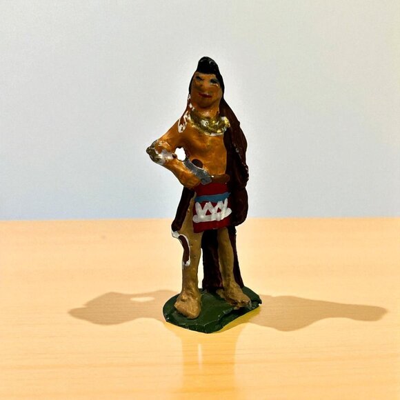 Vintage Metal Native American Thanksgiving Village 2 1/2" Figurine - Picture 1 of 9
